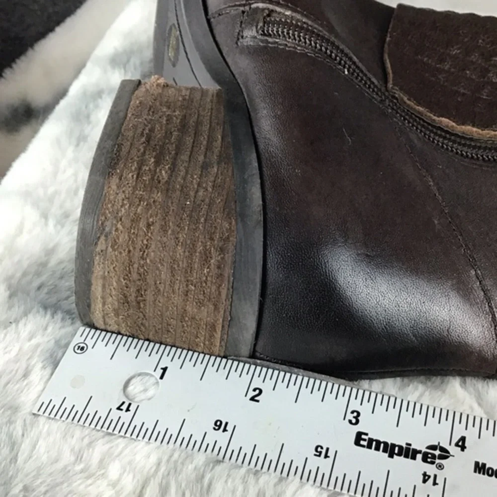 Vince Camuto Brown Leather Knee-High Boots Size 7.5‎